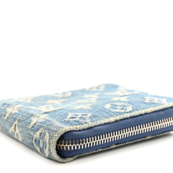 Louis Vuitton Denim Monogram Wallet - Picture 6 of 6